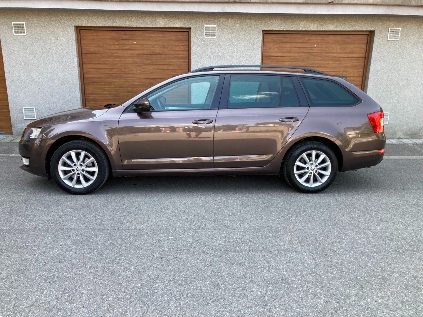 Škoda Octavia, 1.4 TSi 103kW, digi klima,senz - fotka 6