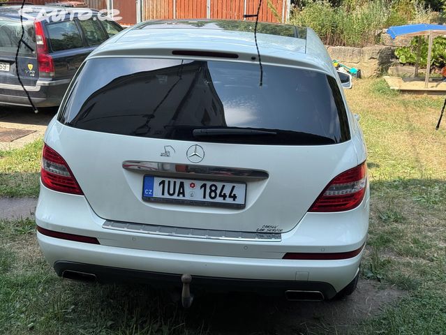 Mercedes Třída R