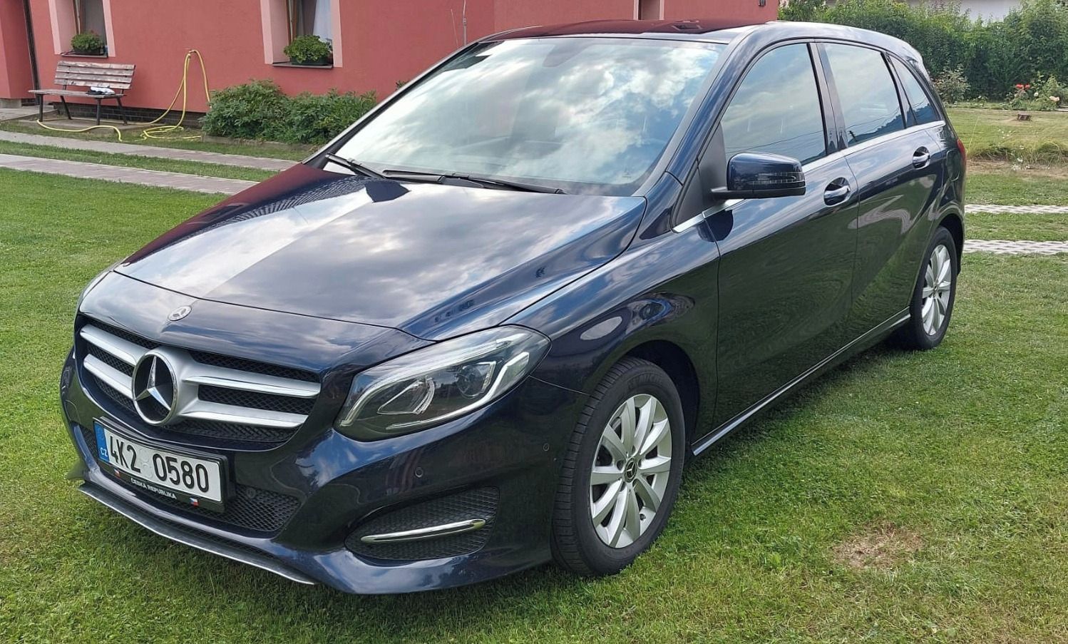 Mercedes-Benz Třídy B, 180 d