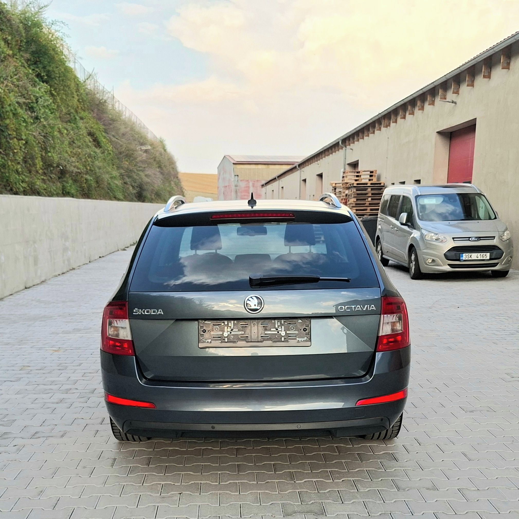 Škoda Octavia, 1.4 TSI 110kW 1.Majitel - fotka 6