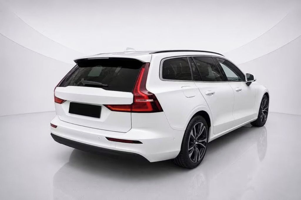 Volvo V60, B3 2.0 MHEV Core*Kamera*Navi* - fotka 3
