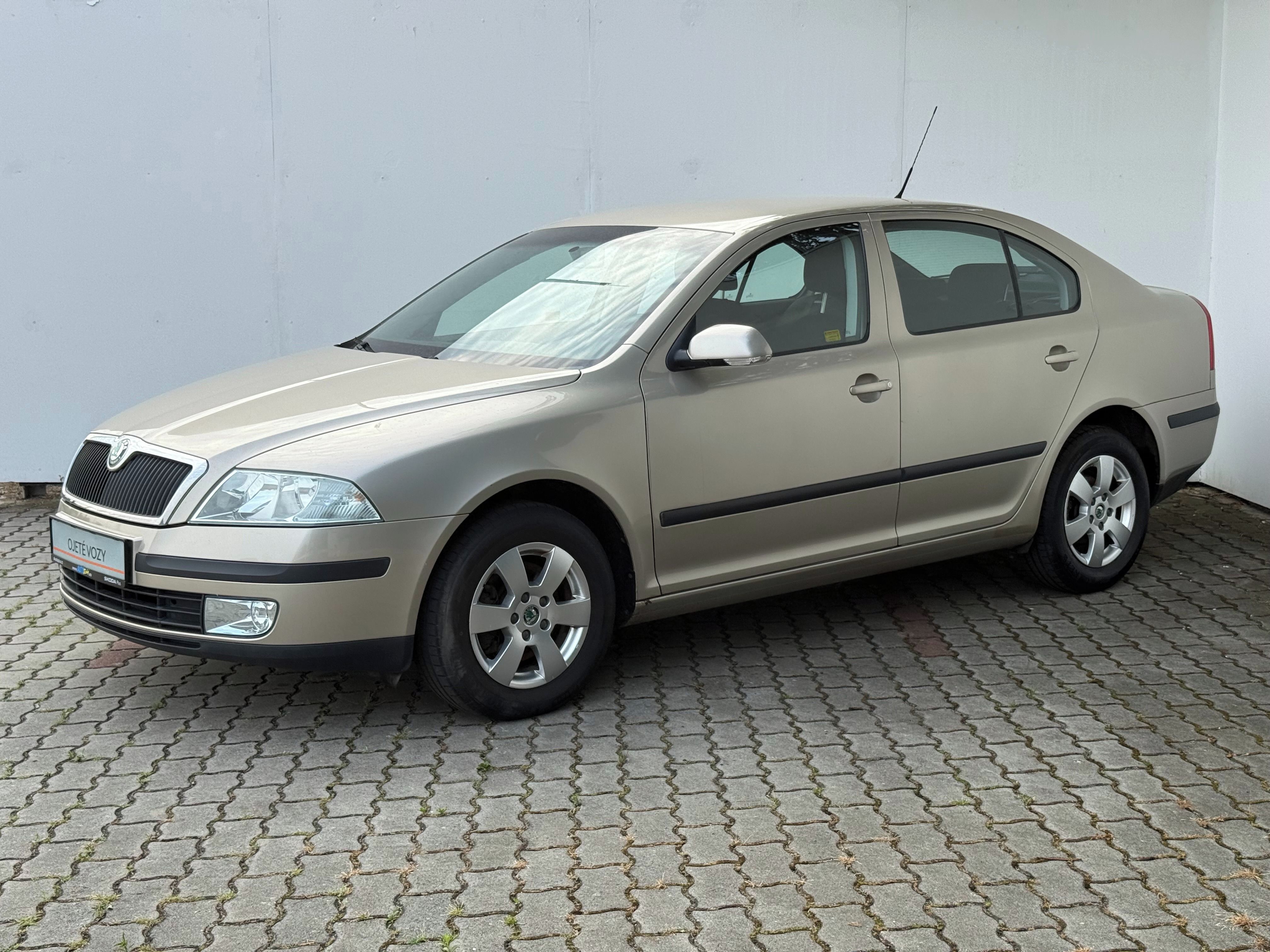 Škoda Octavia, 2,0 FSI / 110 kW Elegance