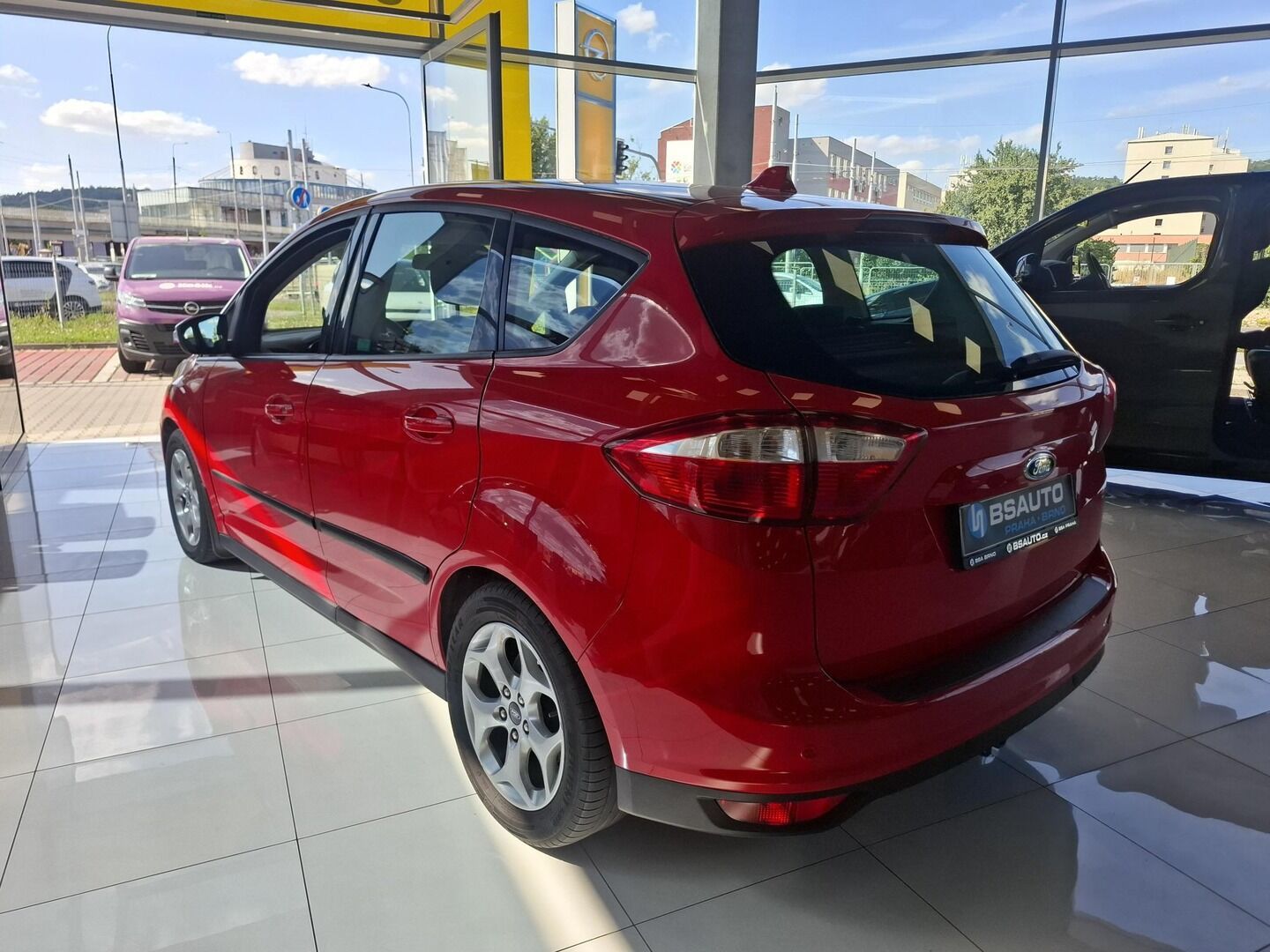 Ford C-MAX, 2.0 TDCi 85KW AUT 2014 - fotka 4