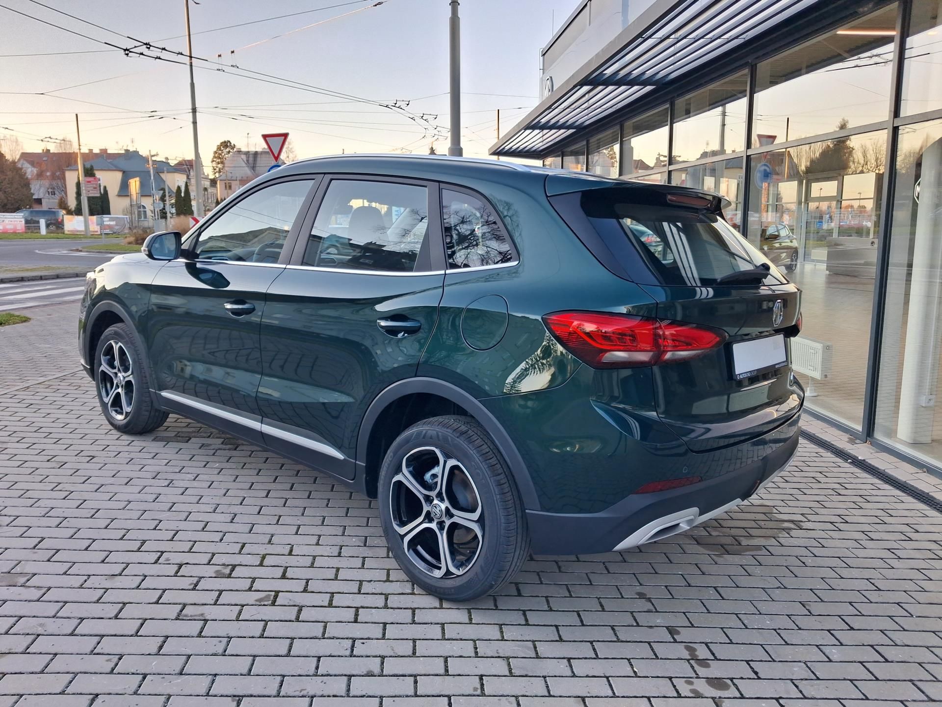 MG ZS, EMOTION Hybrid+ 145kW 4AT - fotka 3