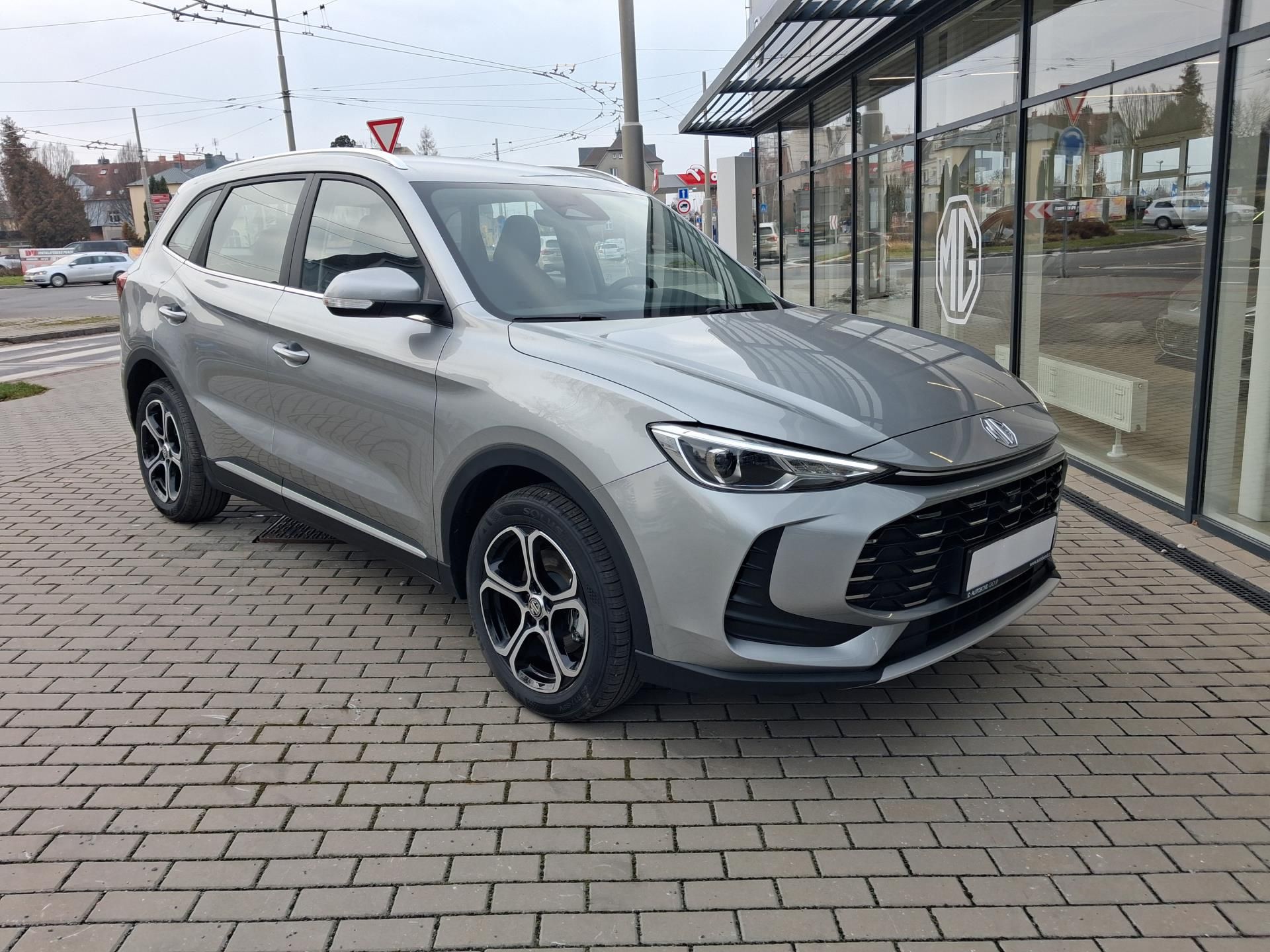 MG ZS, EMOTION Hybrid+ 145kW 4AT - fotka 6