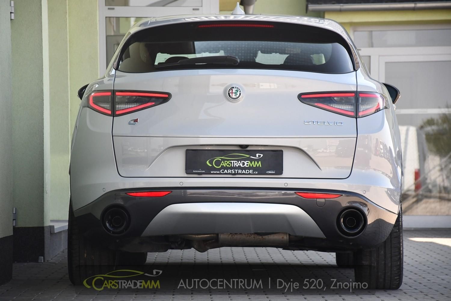Alfa Romeo Stelvio, 2,2 JTDm Q4 154kW TAŽNÉ - fotka 4