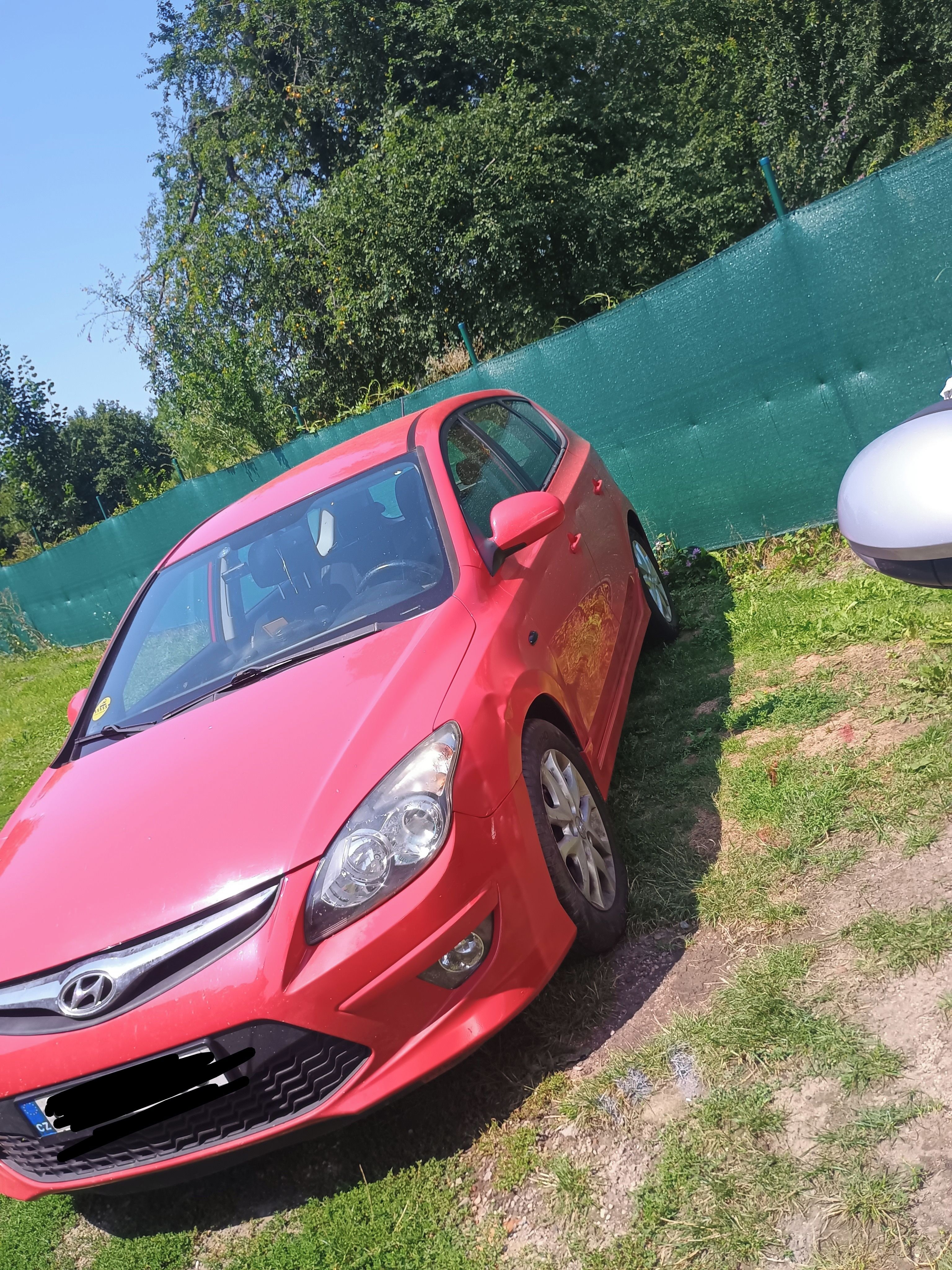Hyundai i30, 1.6 66kw rv.2010 - fotka 2
