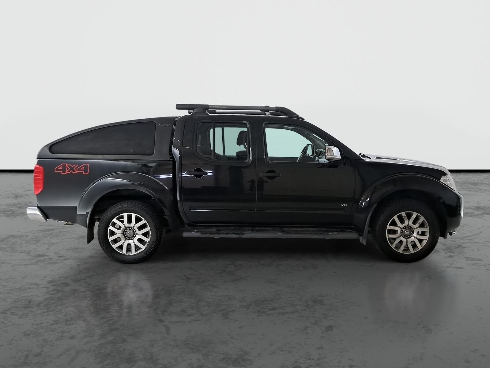 Nissan Navara, 3.0 dCi, 4X4, Automat, Kůže - fotka 6