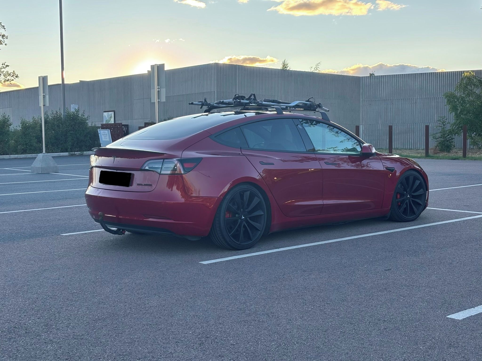 Tesla Model 3, Base Performance, tažné - fotka 5