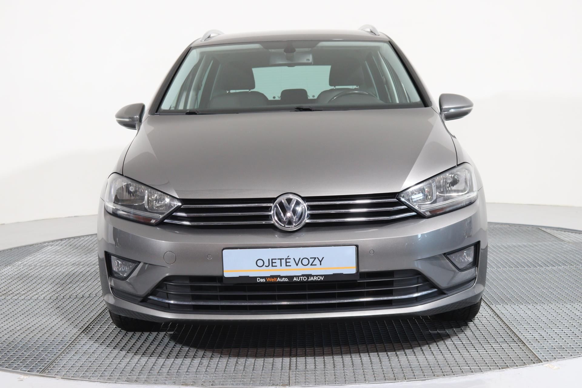Volkswagen Golf Sportsvan, Highline 1,6 TDI (81 kW) - fotka 4