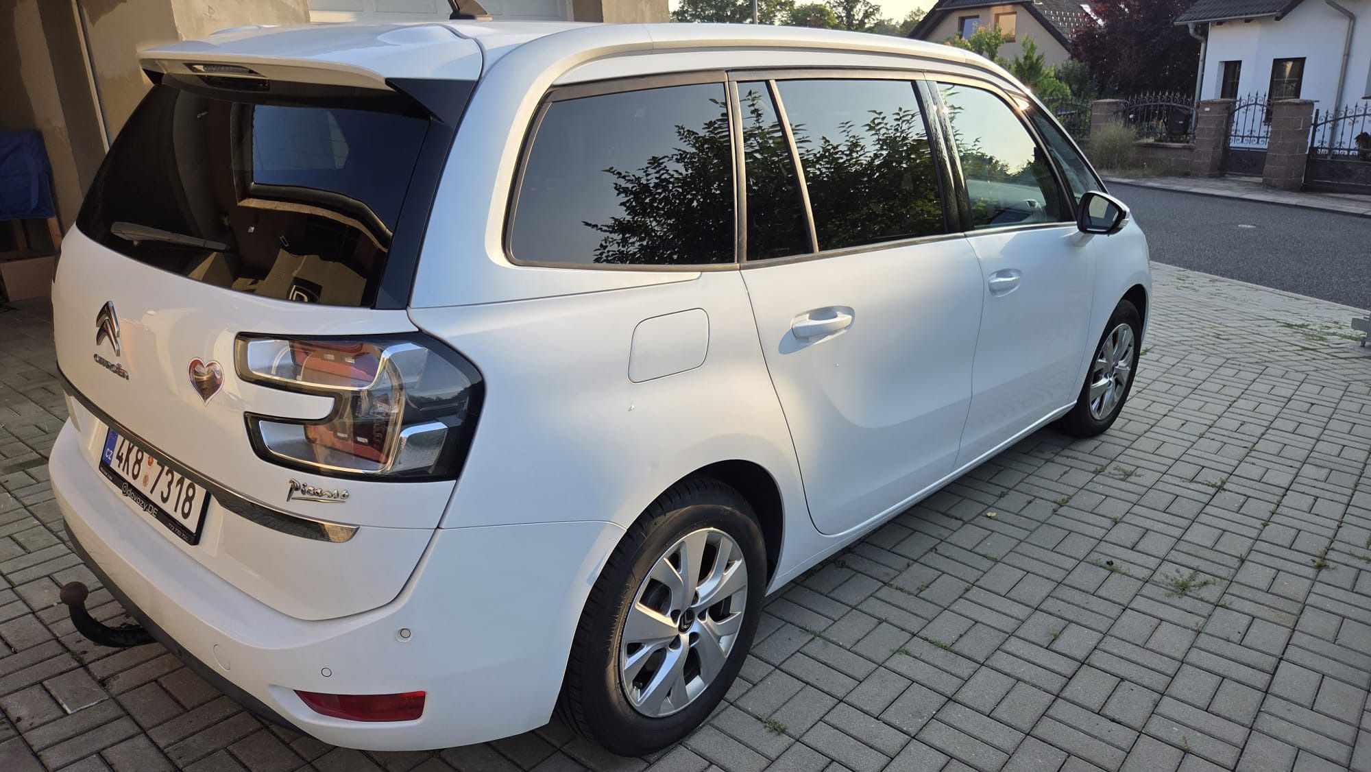 Citroën Grand C4 Picasso, Citroën C4 Grand 1.6HDI - fotka 3