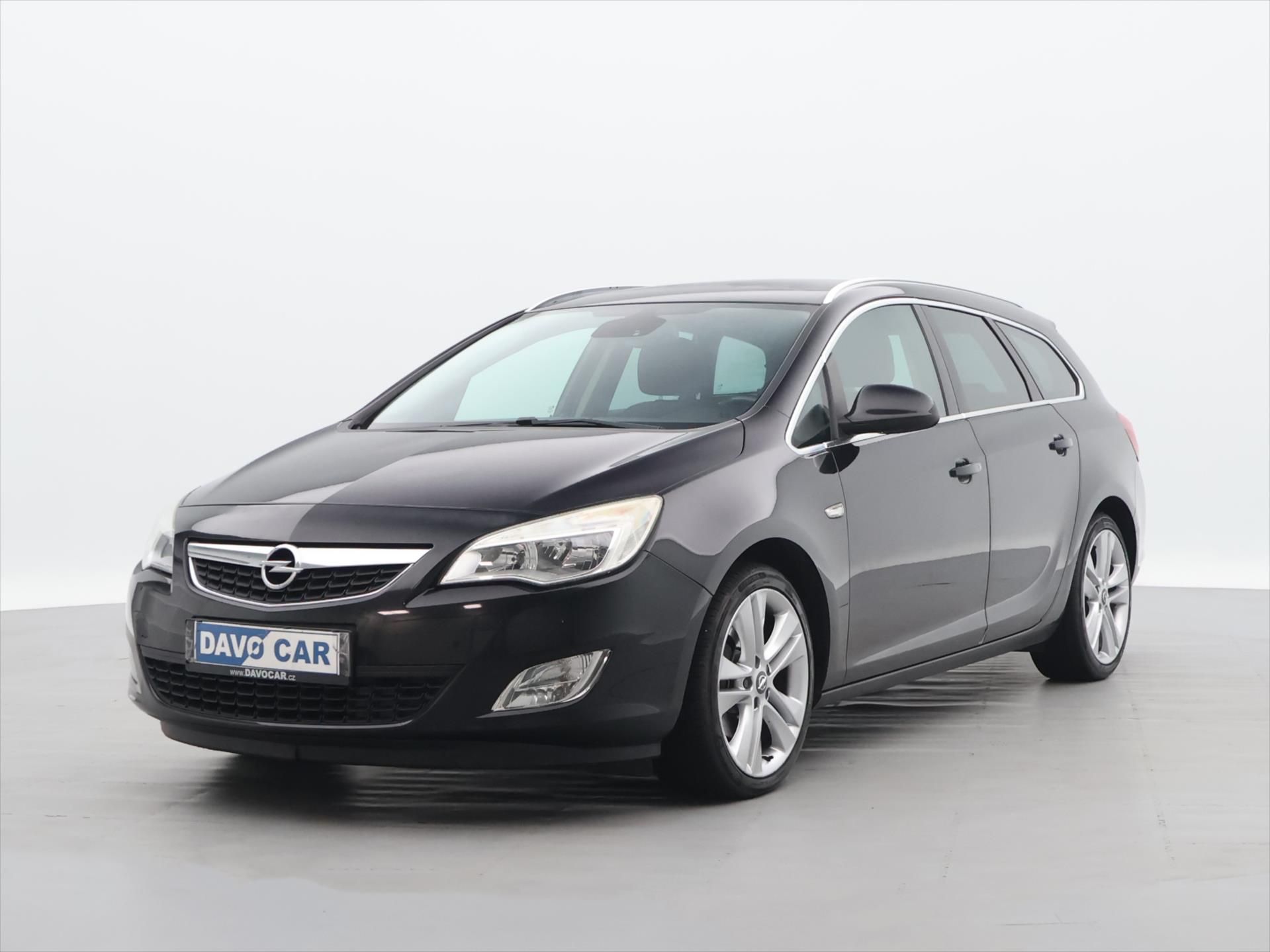 Opel Astra, 1.7 CDTi 81kW Cosmo tažné - fotka 3