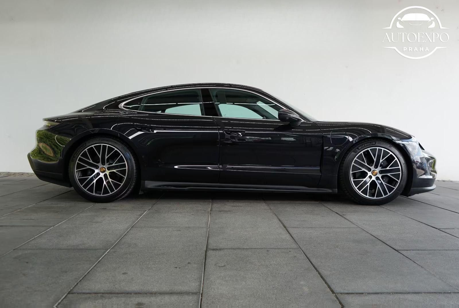 Porsche Taycan, Limousine*Panorama*vzduch podv