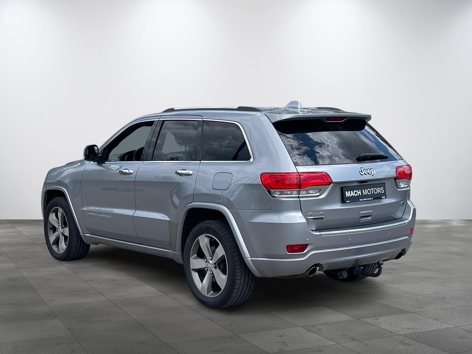 Jeep Grand Cherokee, Overland, 1. maj. TZ,PANO,DPH - fotka 3