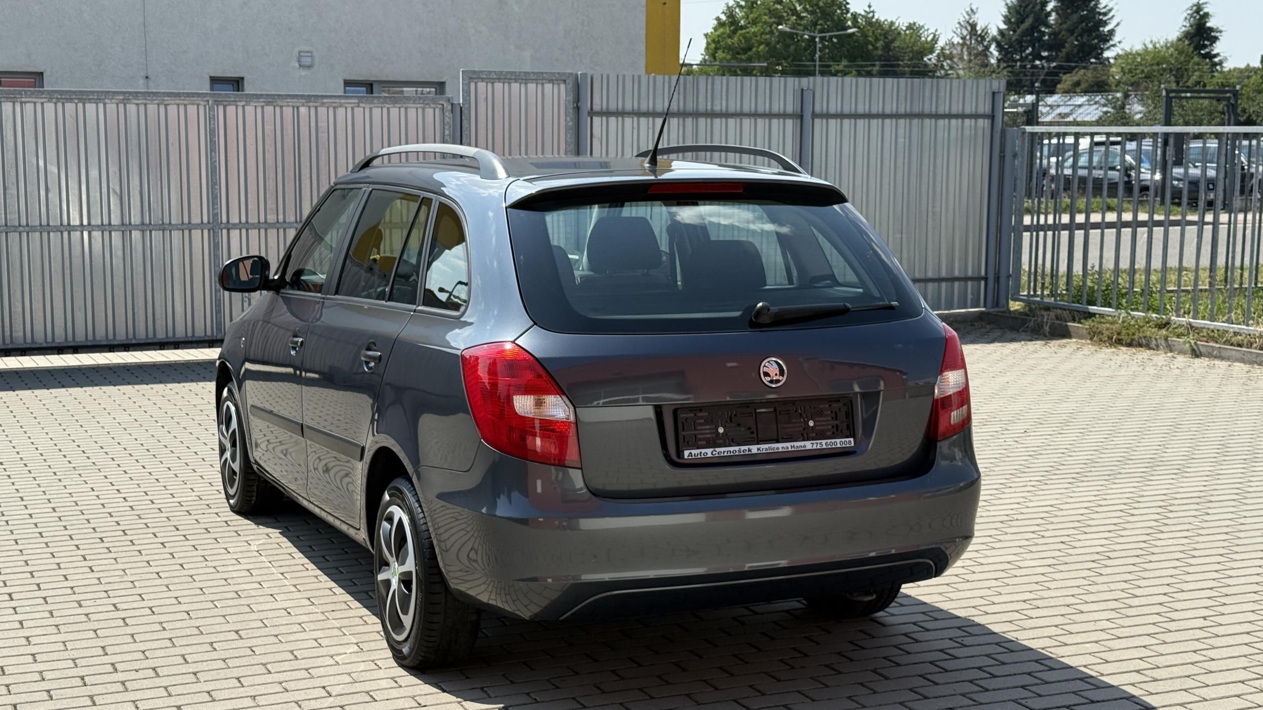 Škoda Fabia, 1.4 16V*63kW*Cool Edition*TOP* - fotka 3
