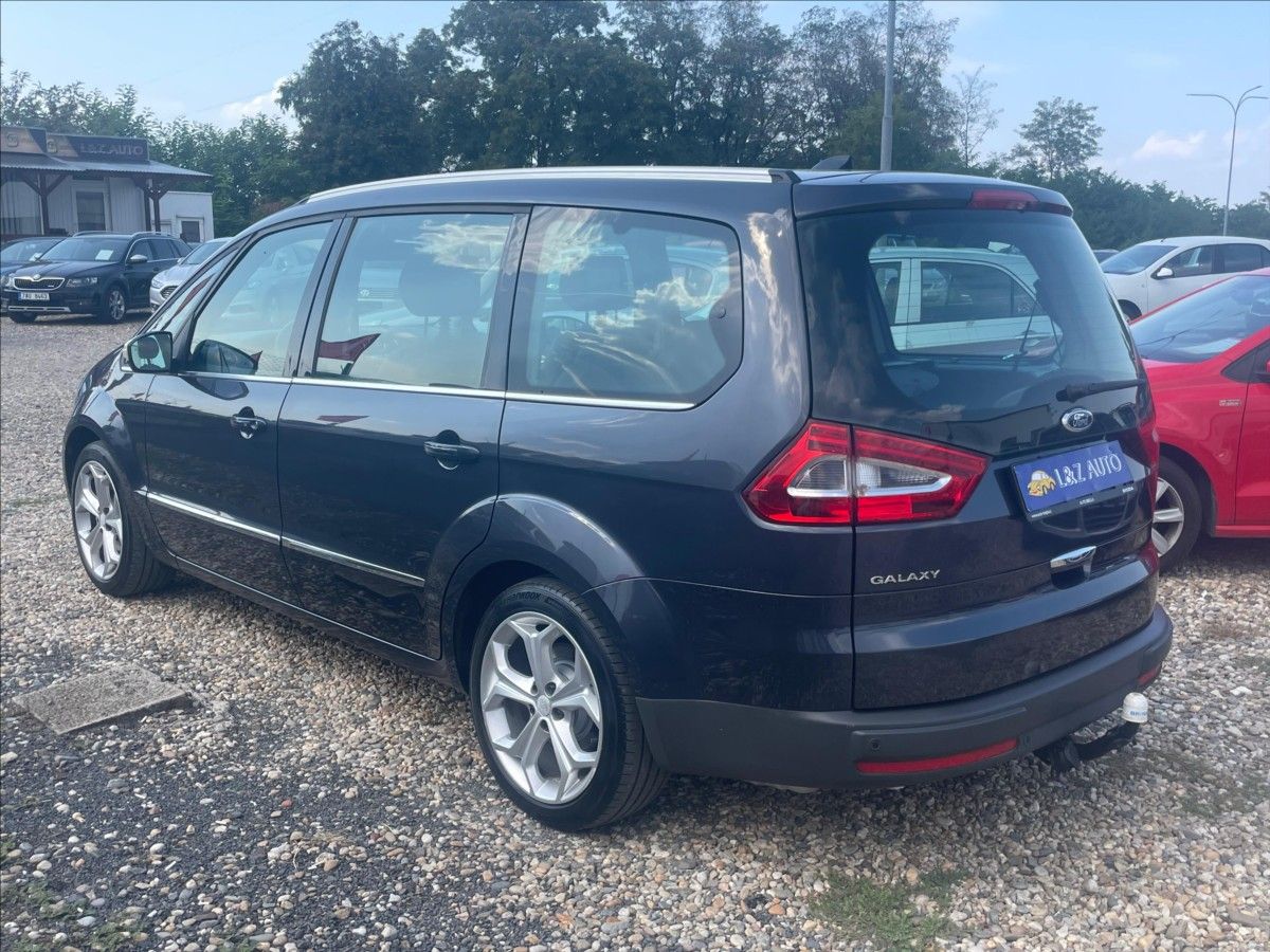 Ford Galaxy, 2,0 16 V - fotka 4
