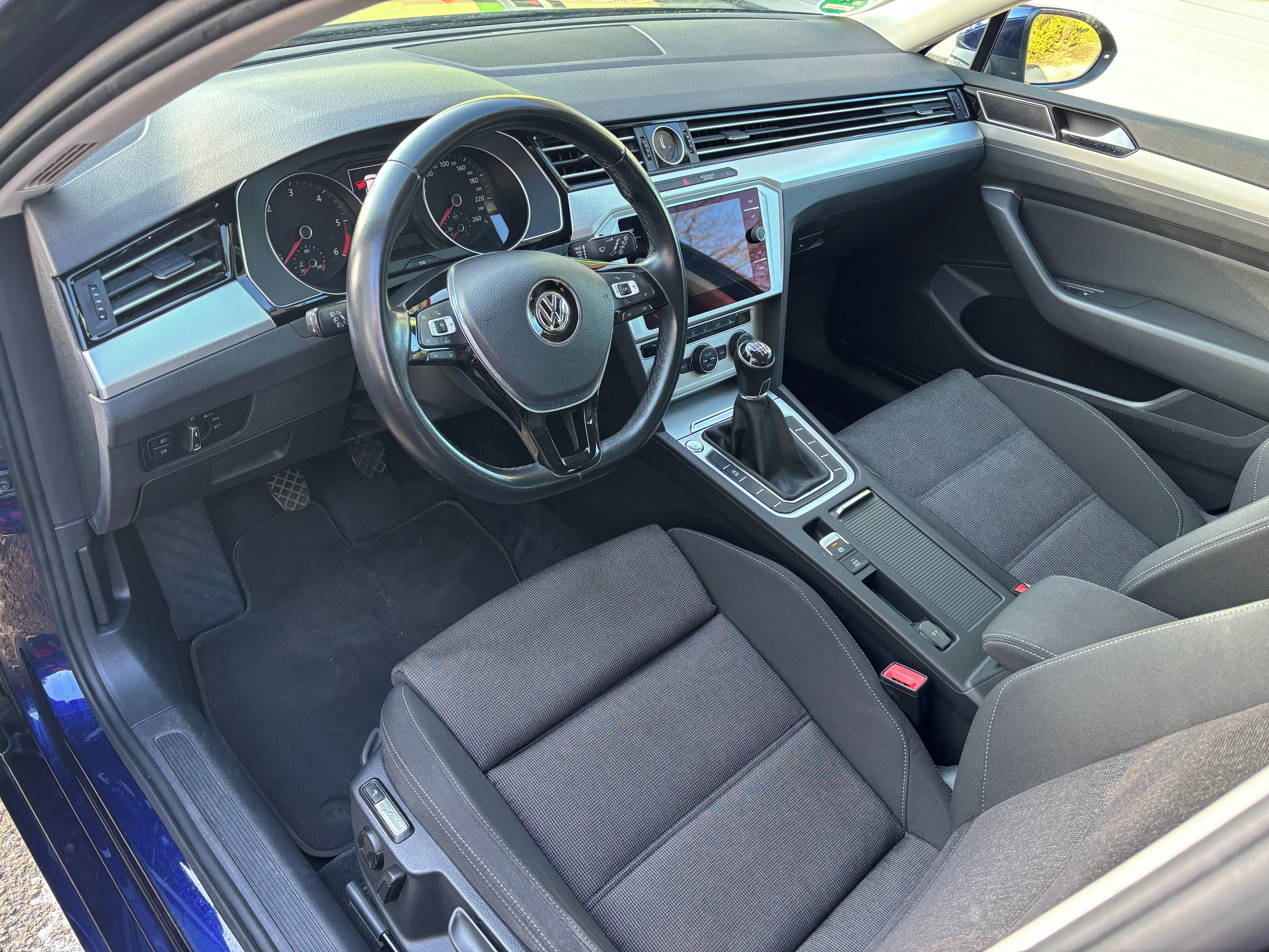 Volkswagen Passat, 167 000km, servis VW - fotka 6