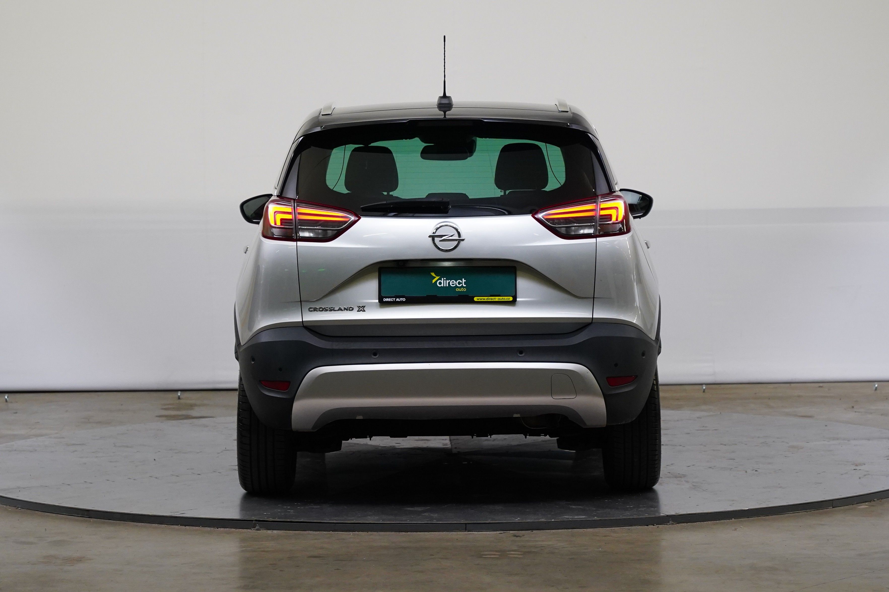 Opel Crossland X, 1.2 Turbo 81 kW Ultimate - fotka 6