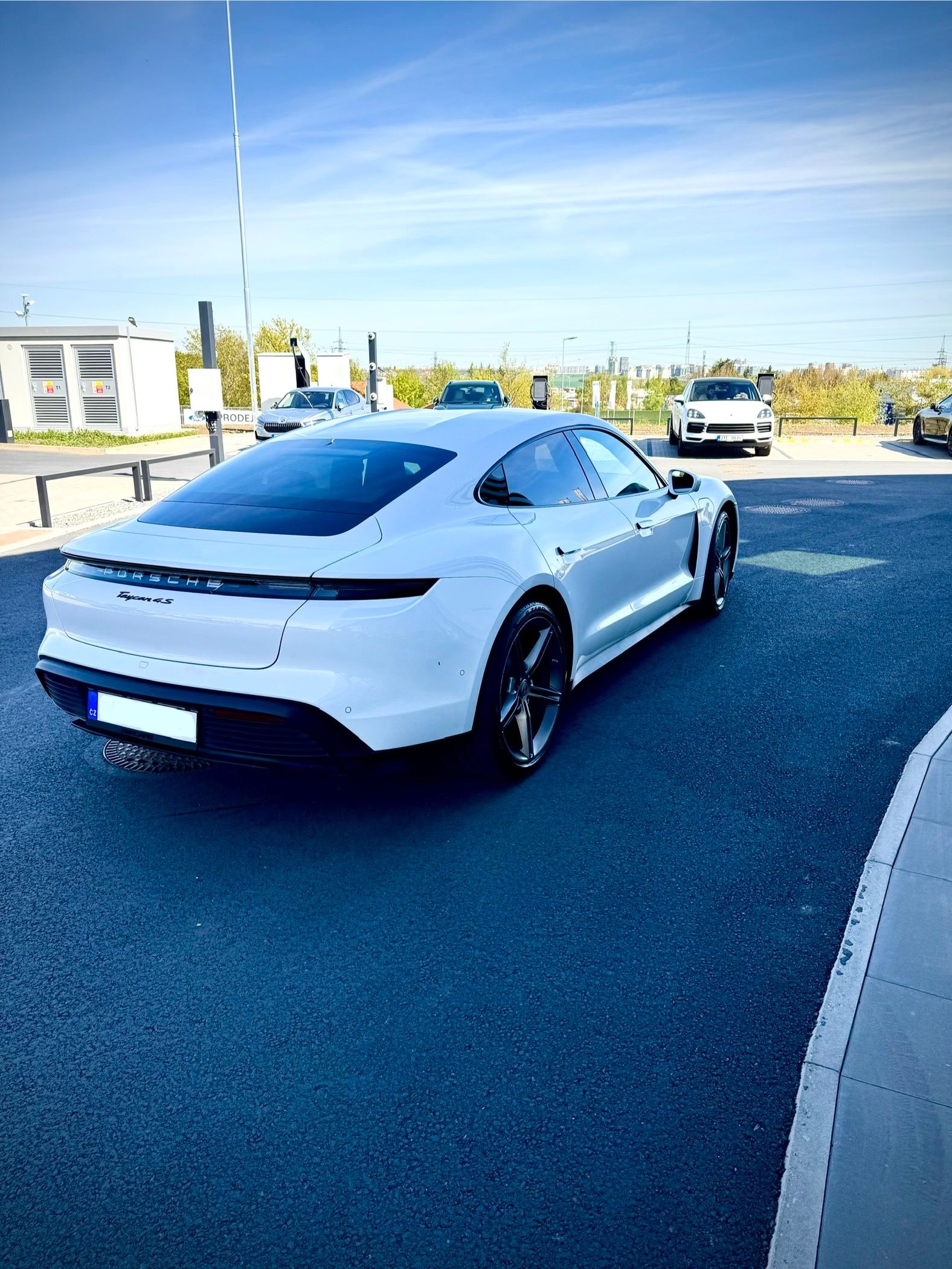Porsche Taycan, Lift | BOSE | PSCB | 21” | CZ - fotka 4