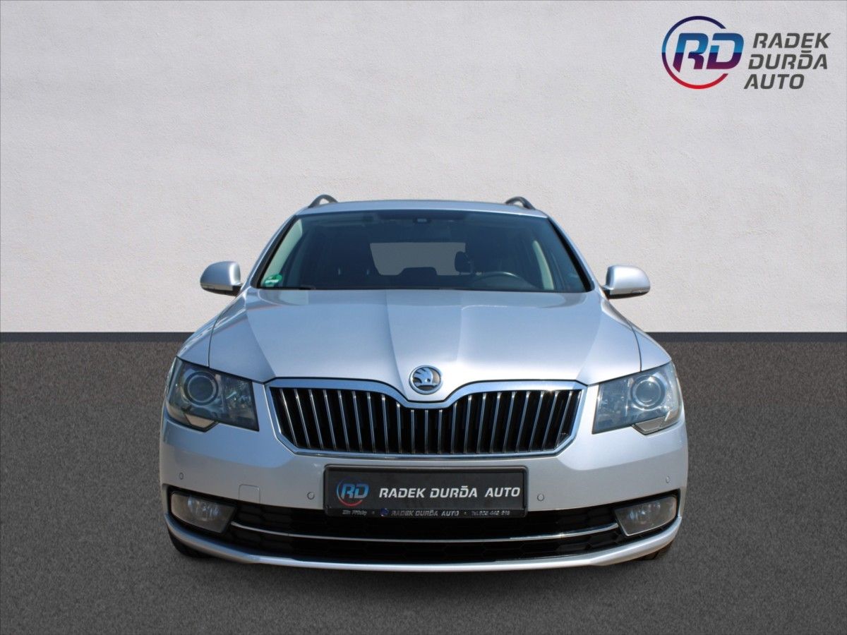 Škoda Superb, 2,0 TDI  ELEGANCE,ROZVODY - fotka 2