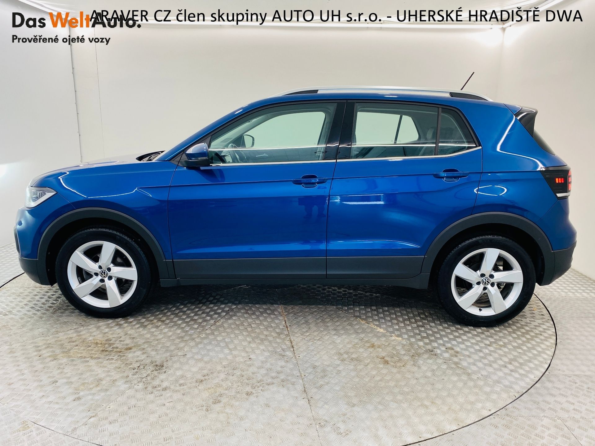 Volkswagen T-Cross, 1.0 TSI DSG  81kW Highline - fotka 3