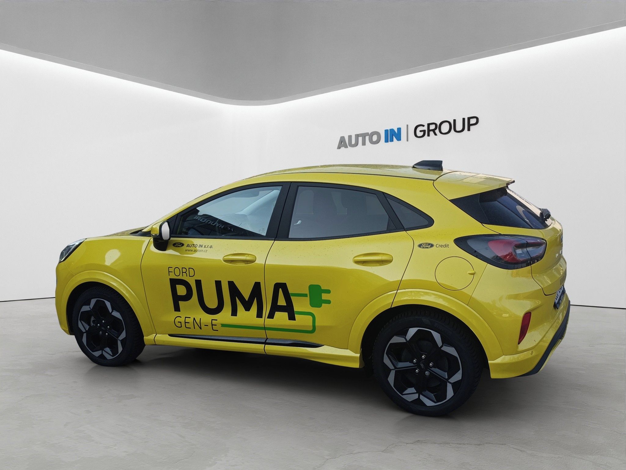 Ford Puma, Puma Premium 43 kWh STANDARDNÍ - fotka 4