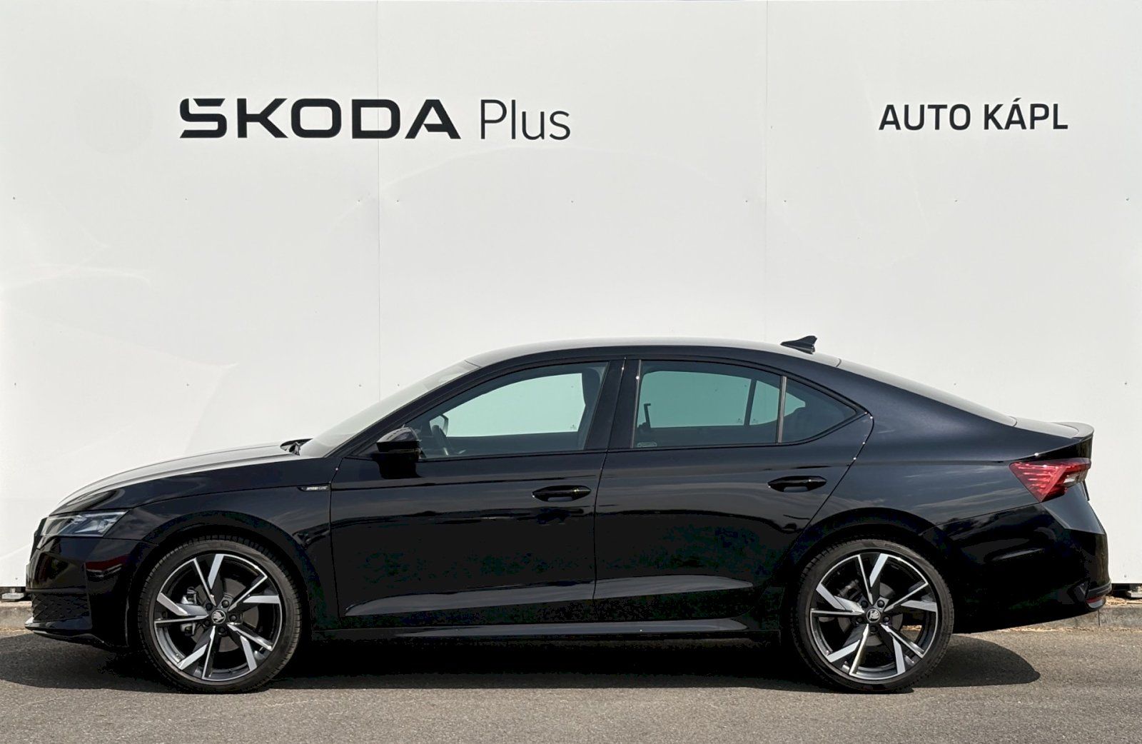 Škoda Octavia, TSI m-HEV 110 kW DSG Sportline - fotka 5
