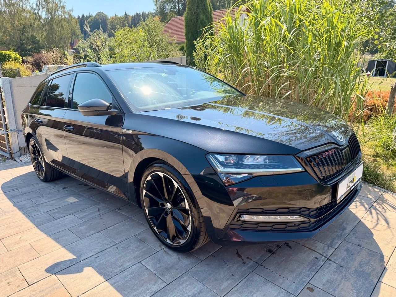 Škoda Superb, Sporline 147kW DSG| 1.maj | ČR - fotka 6