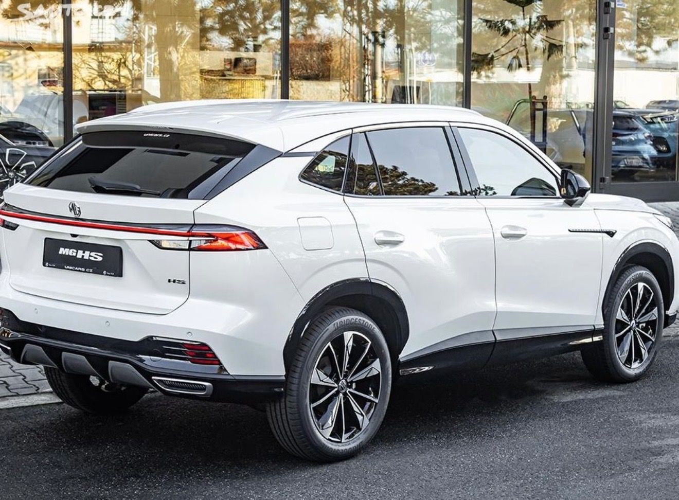 MG HS, Automat EXCLUSIVE 1.5TGI TAŽNÉ - fotka 6
