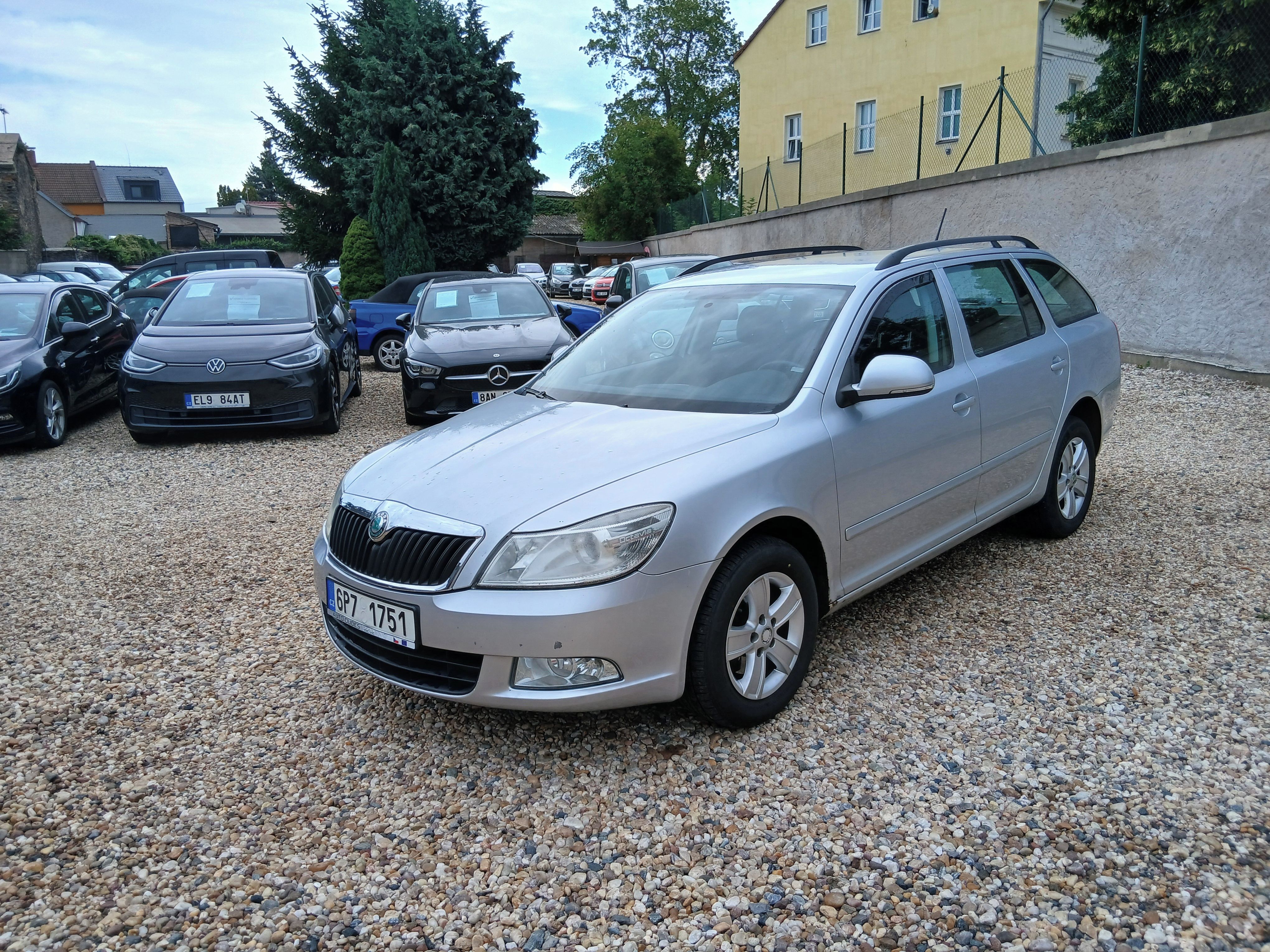 Škoda Octavia, 2.0TDi 103KW 4x4,Kombi S.kniha