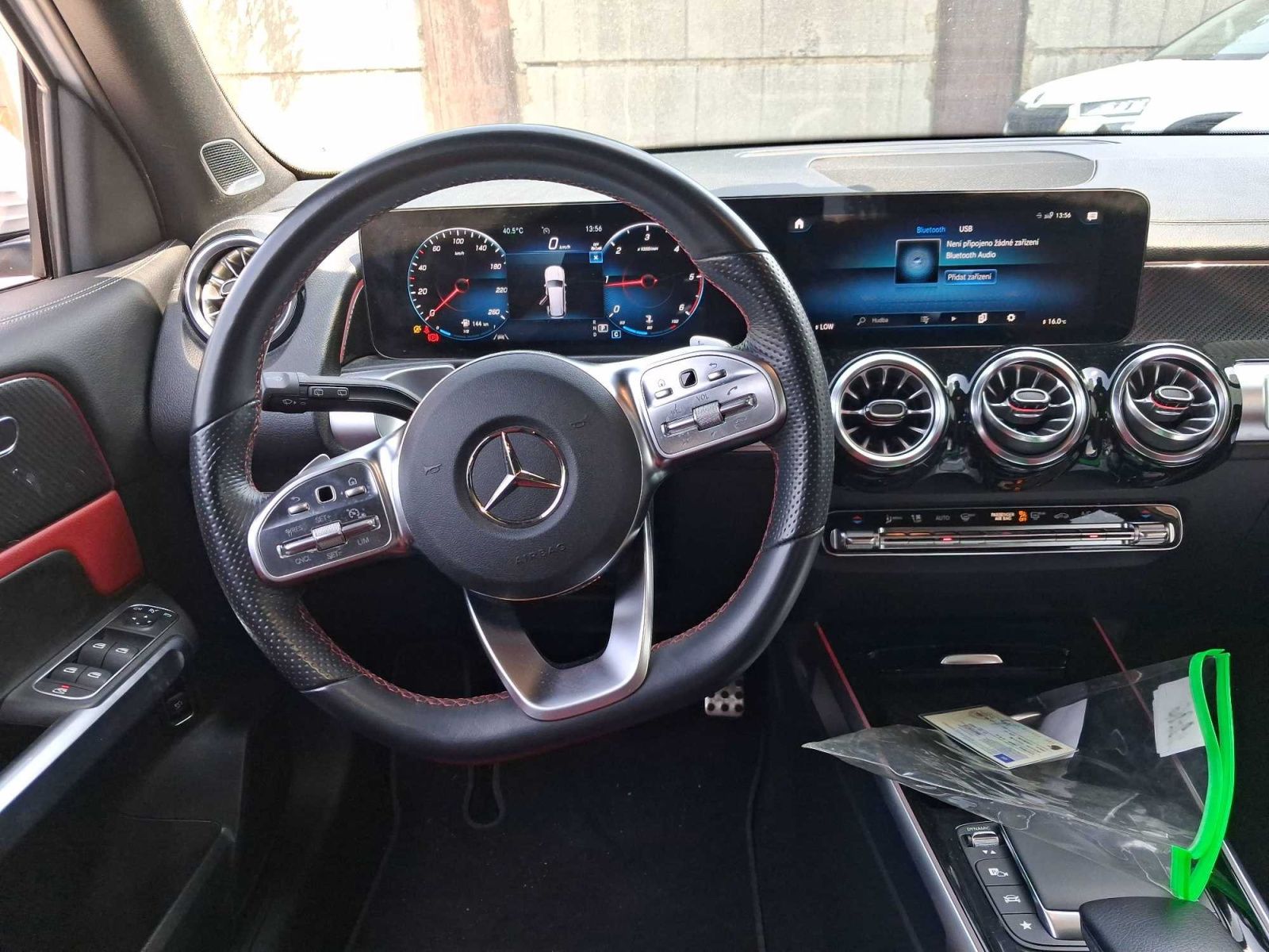 Mercedes-Benz GLB, GLB 200 d 4MATIC, AMG line - fotka 3