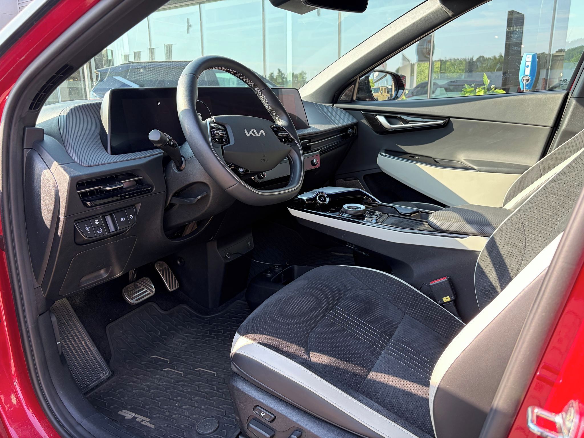 Kia EV6, GT-Line 168 kW - fotka 5