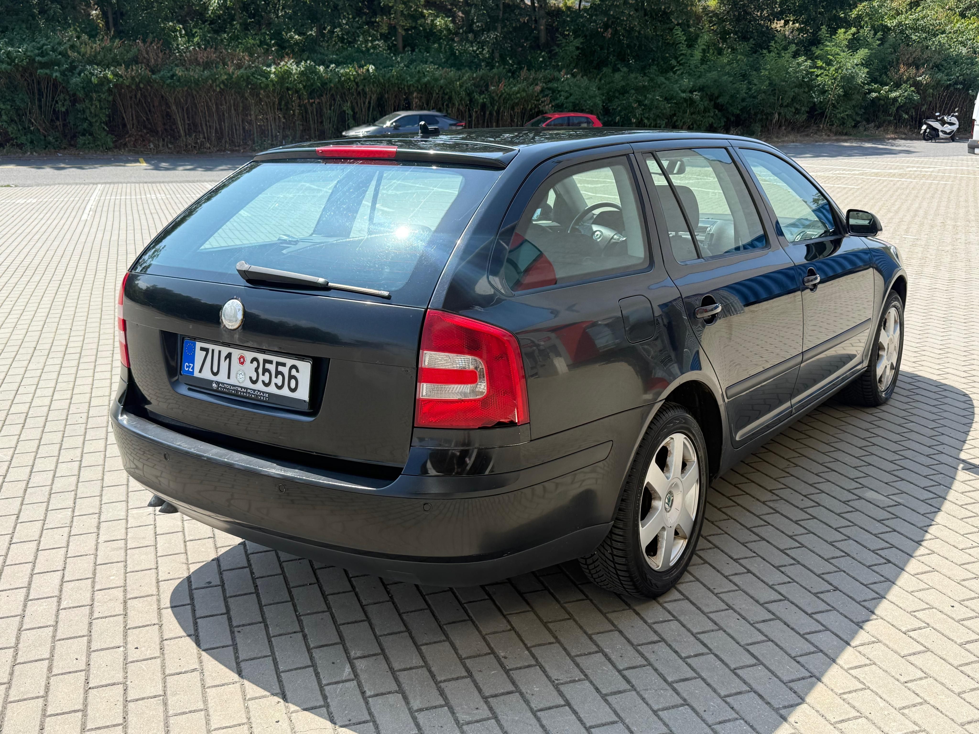 Škoda Octavia, 2.0TDI, 103kw DSG - fotka 5