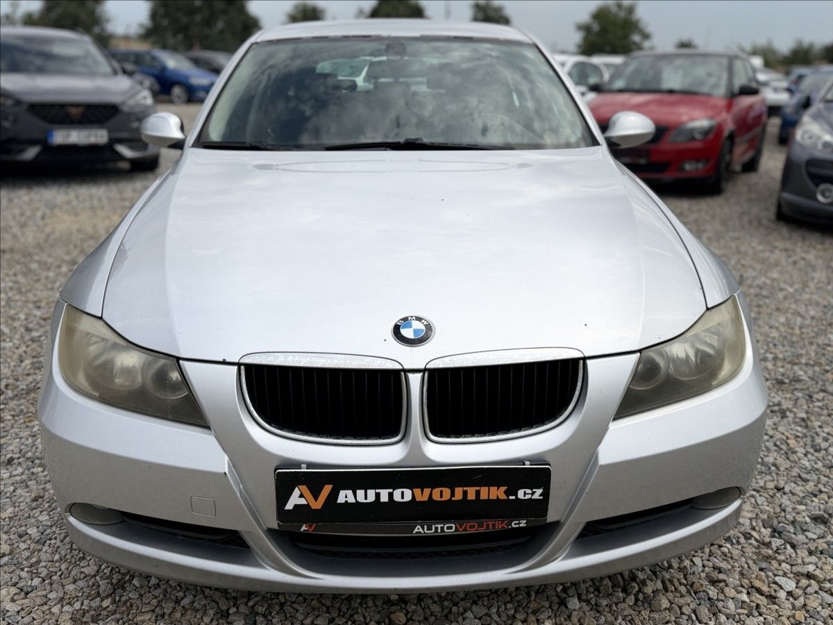 BMW Řada 3, 2,0 d 120kW NOVÁ STK - fotka 2