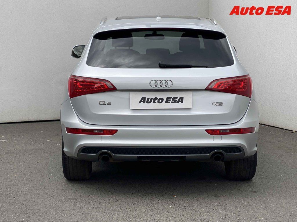 Audi Q5, 2.0 TFSi quattro,4x4,navi - fotka 5