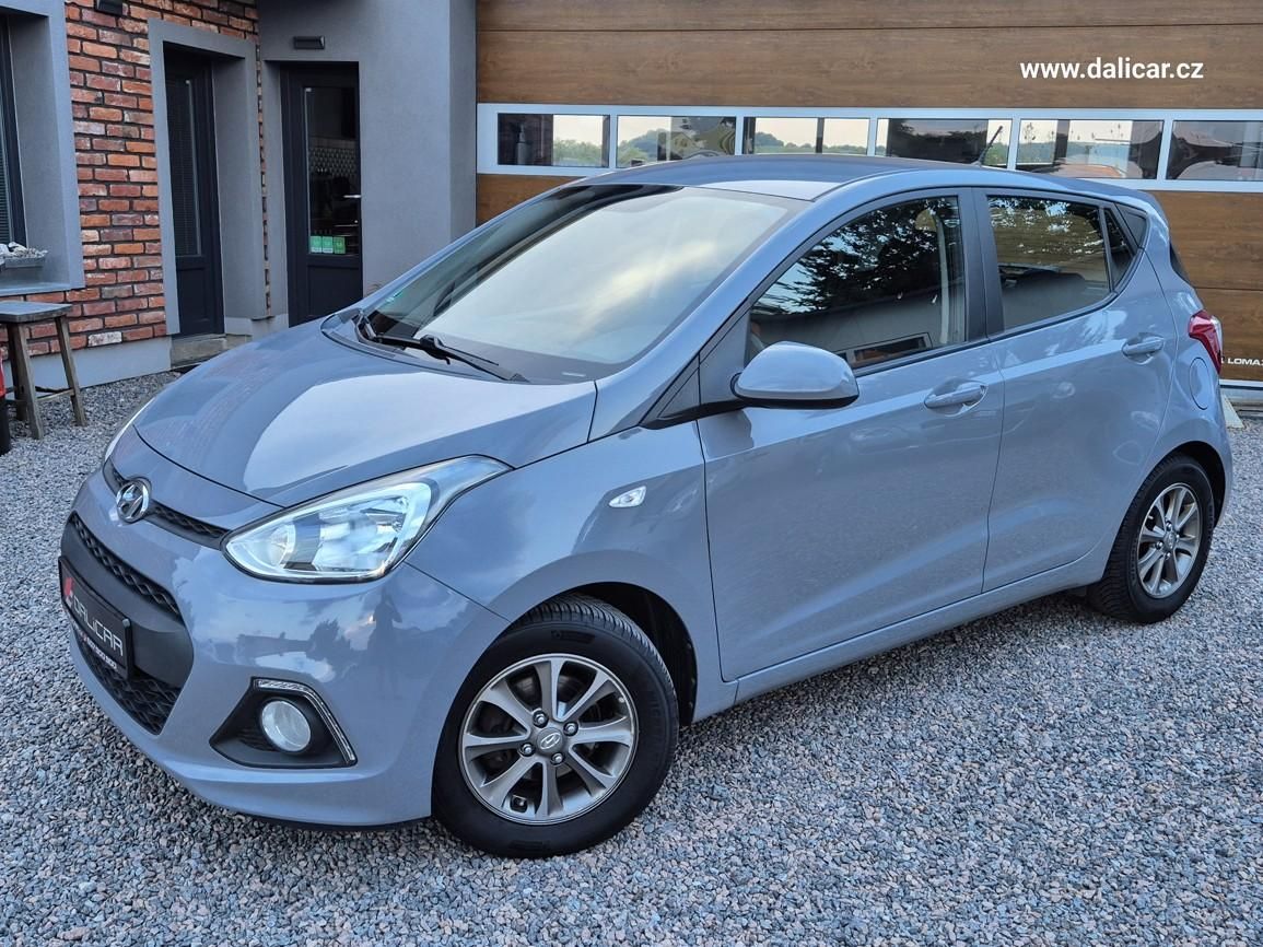 Hyundai i10, 1.2i 64 KW Klima FIFA Edice - fotka 2