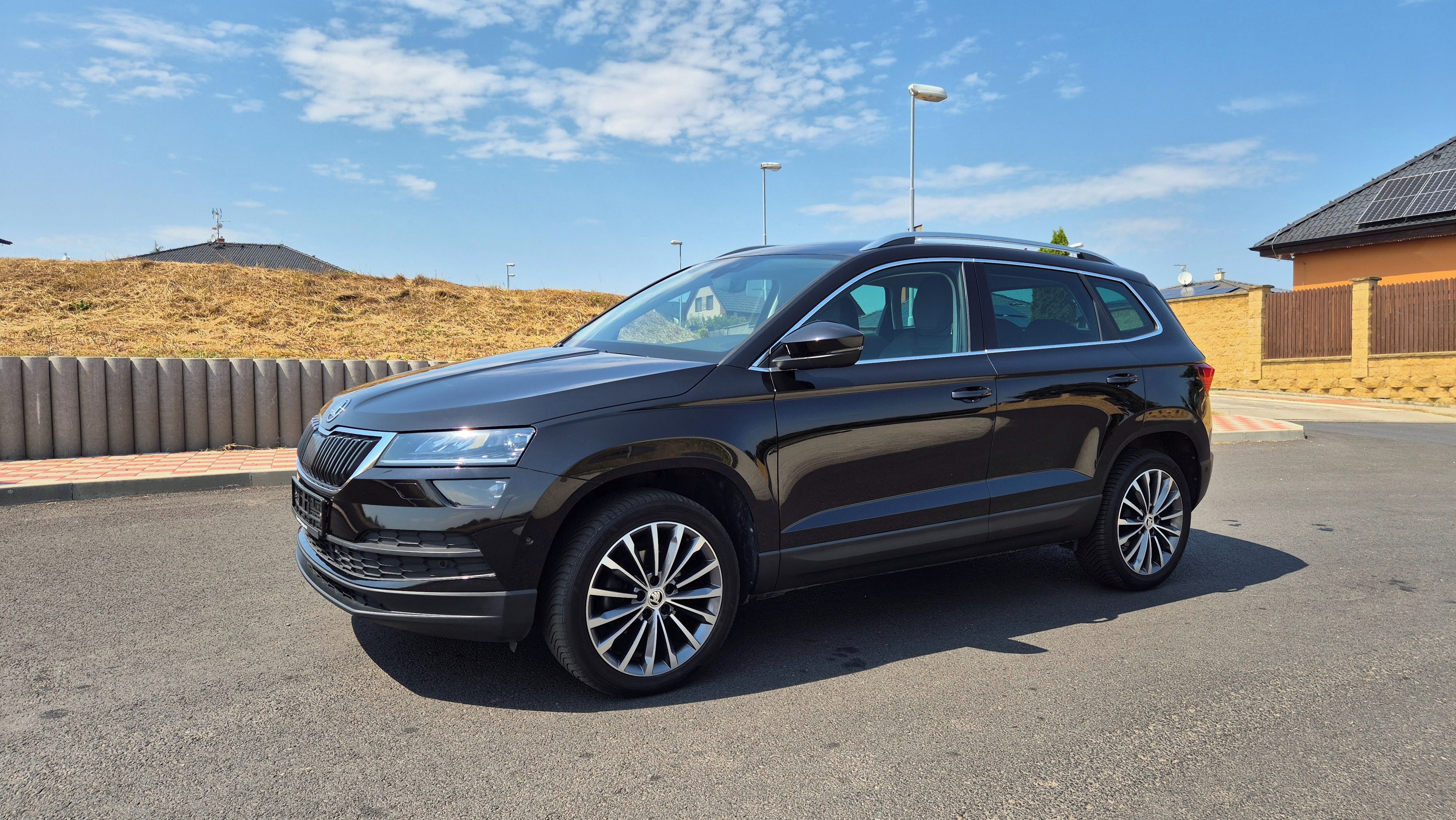 Škoda Karoq, Style 2,0tdi DSG,Vitual,360kam - fotka 2