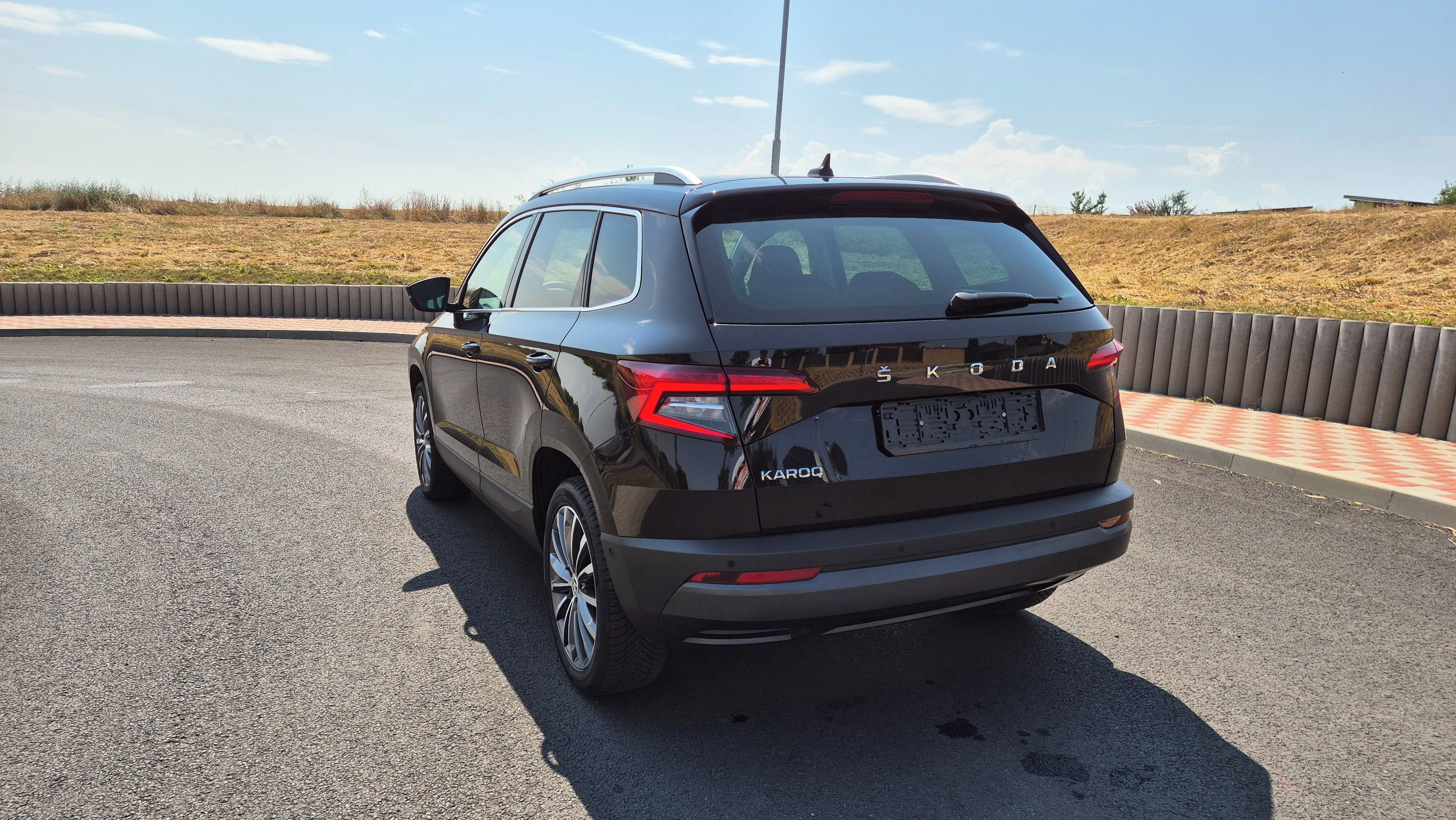 Škoda Karoq, Style 2,0tdi DSG,Vitual,360kam - fotka 5