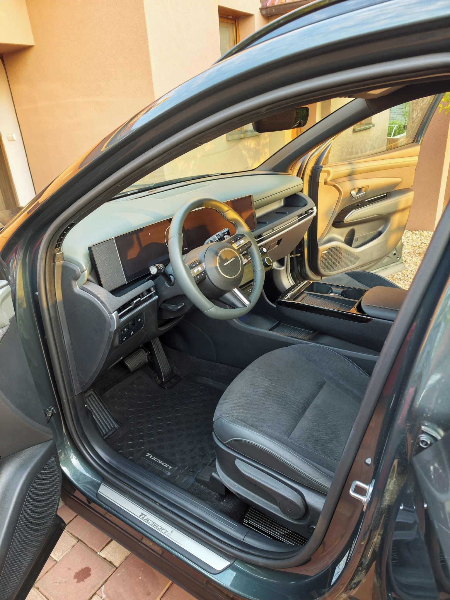 Hyundai Tucson, Tucson edice 20 let + tažné - fotka 4