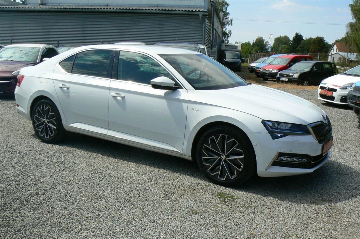 Škoda Superb, 1,4 TSI iV Laurin Klement DPH - fotka 6