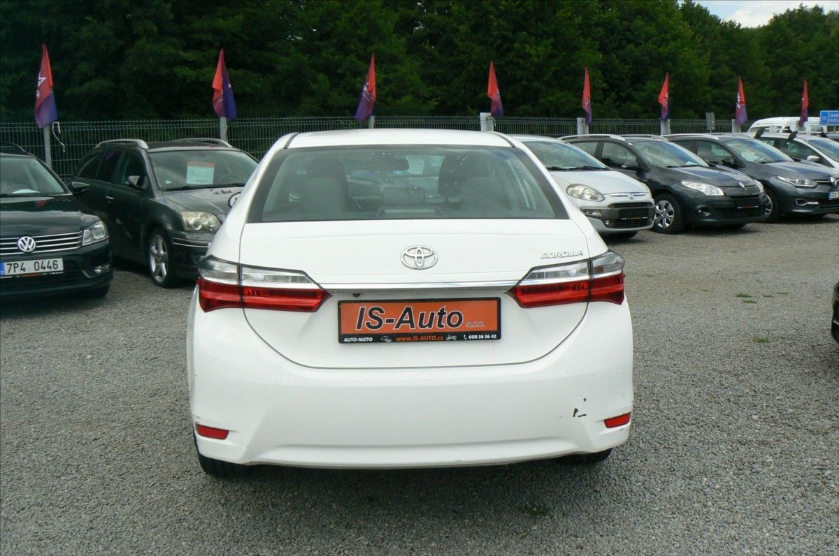 Toyota Corolla, 1,6 VVT-i  DPH - fotka 5