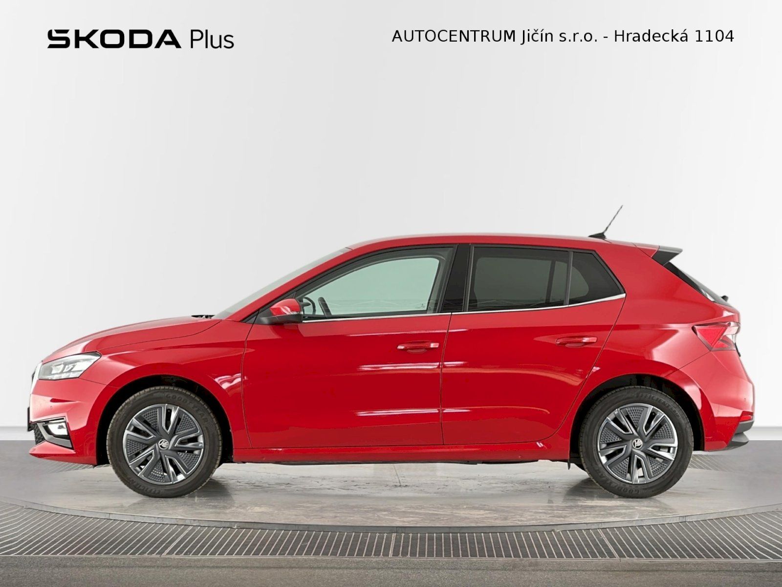 Škoda Fabia, 1-0TSI 70kW Top Selection - fotka 3