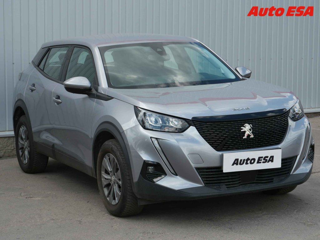 Peugeot 2008, 1.5 HDi,Active,navi,kamera