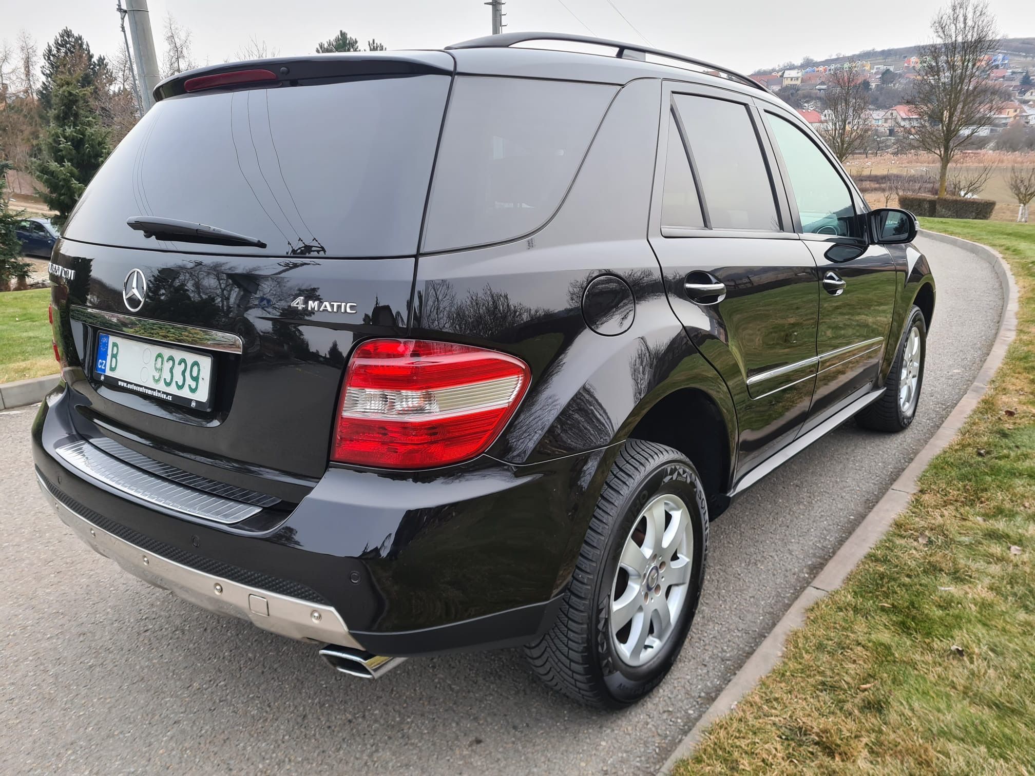Mercedes-Benz ML, 320 CDI 4x4 AUT NAVI - fotka 5