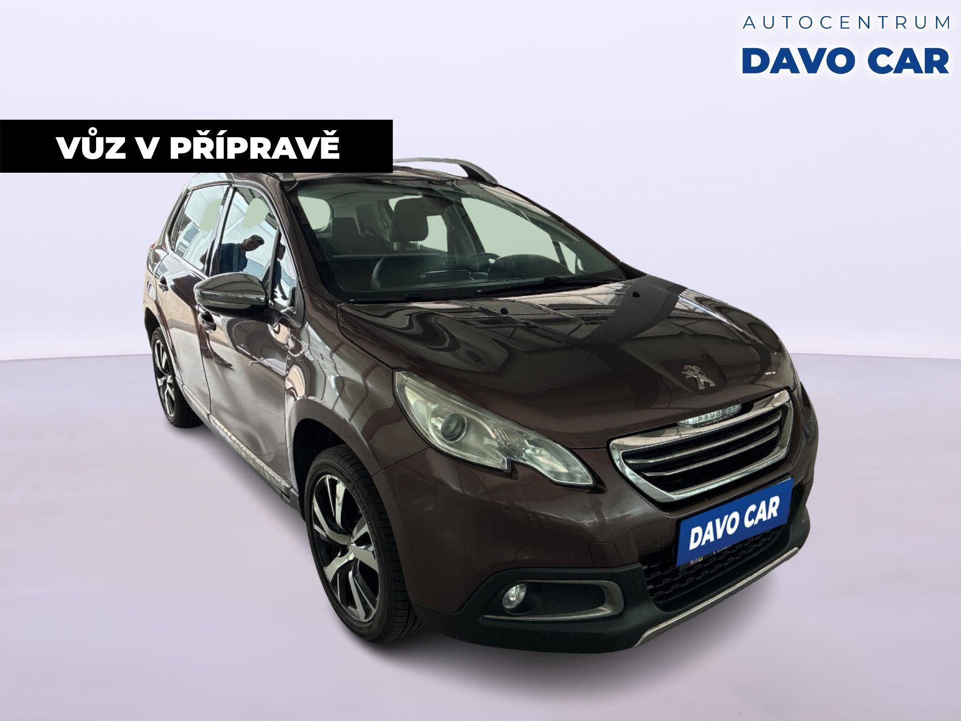 Peugeot 2008, 1.6 VTi 88kW Allure Serv.Kniha - fotka 4