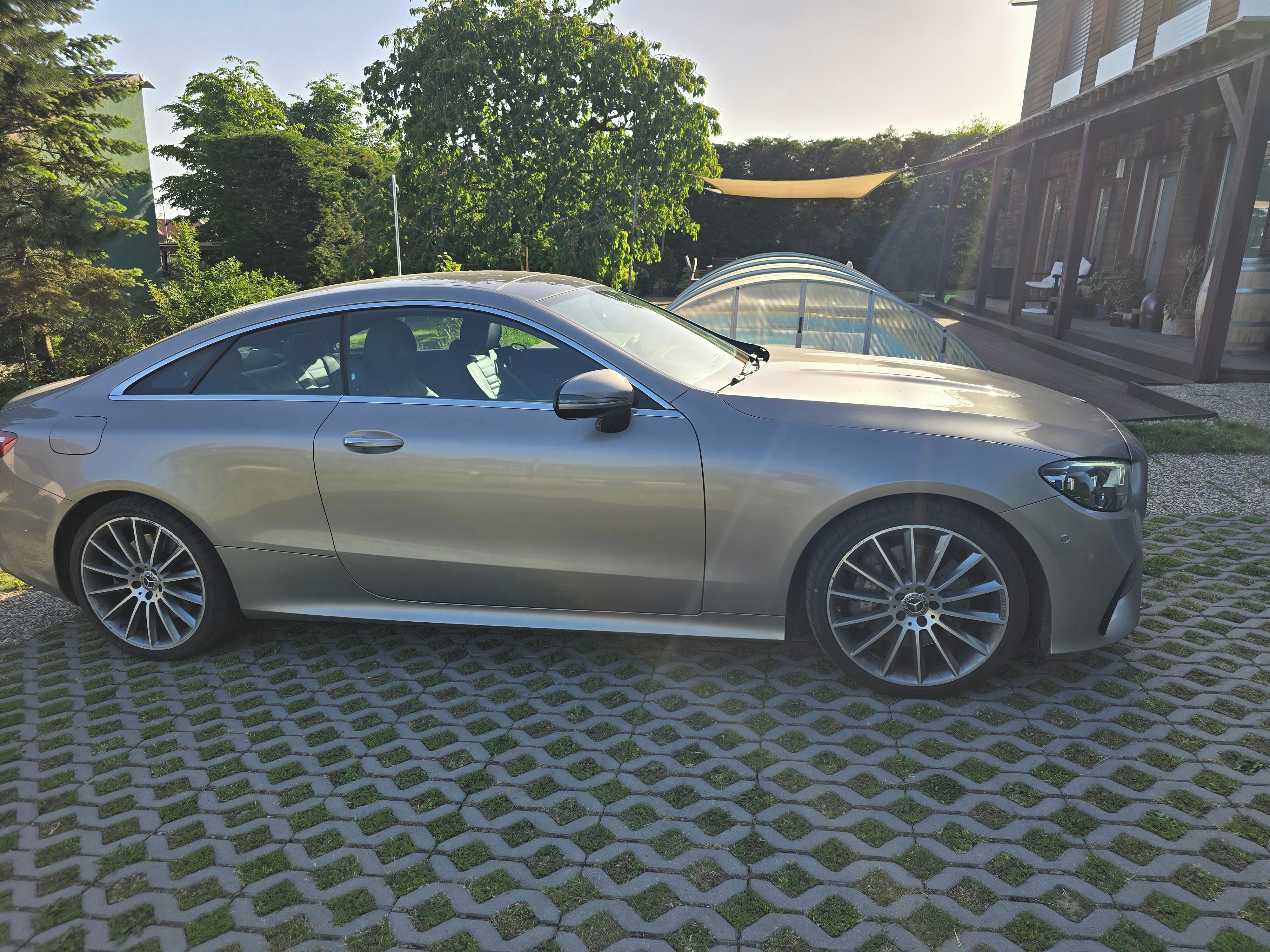 Mercedes-Benz Třídy E, E kupé 450, Pano, Vzduch, Bur+ - fotka 3