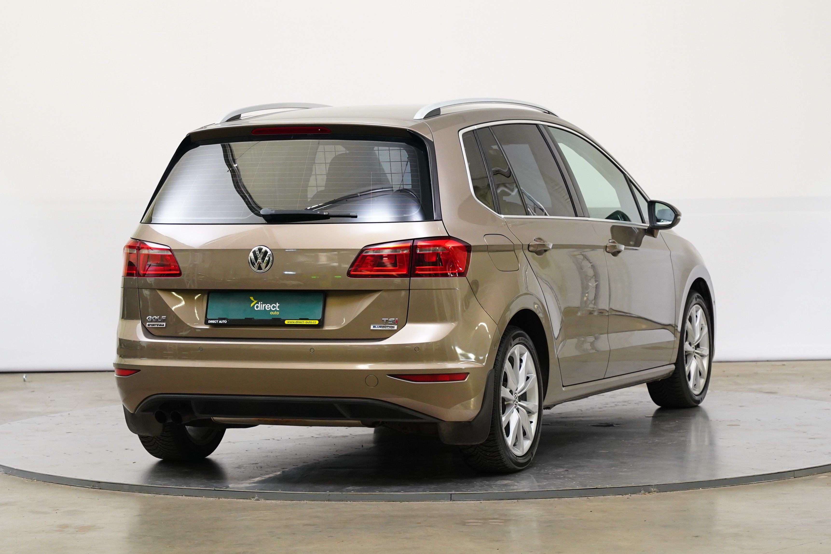 Volkswagen Golf Sportsvan, 1.4 TSI 92 kW Highline - fotka 2