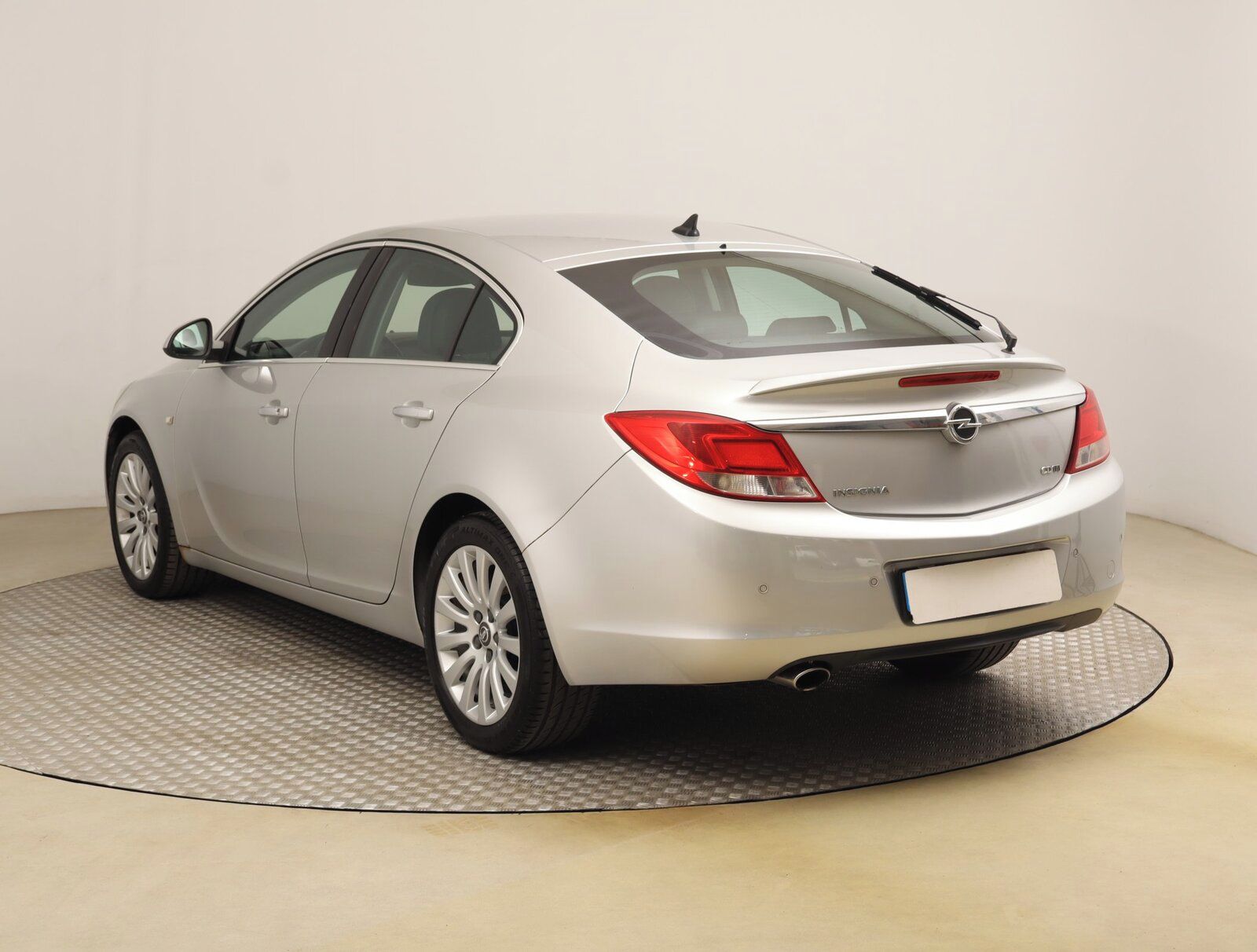 Opel Insignia, 2.0 CDTI, Kožené sedačky - fotka 4