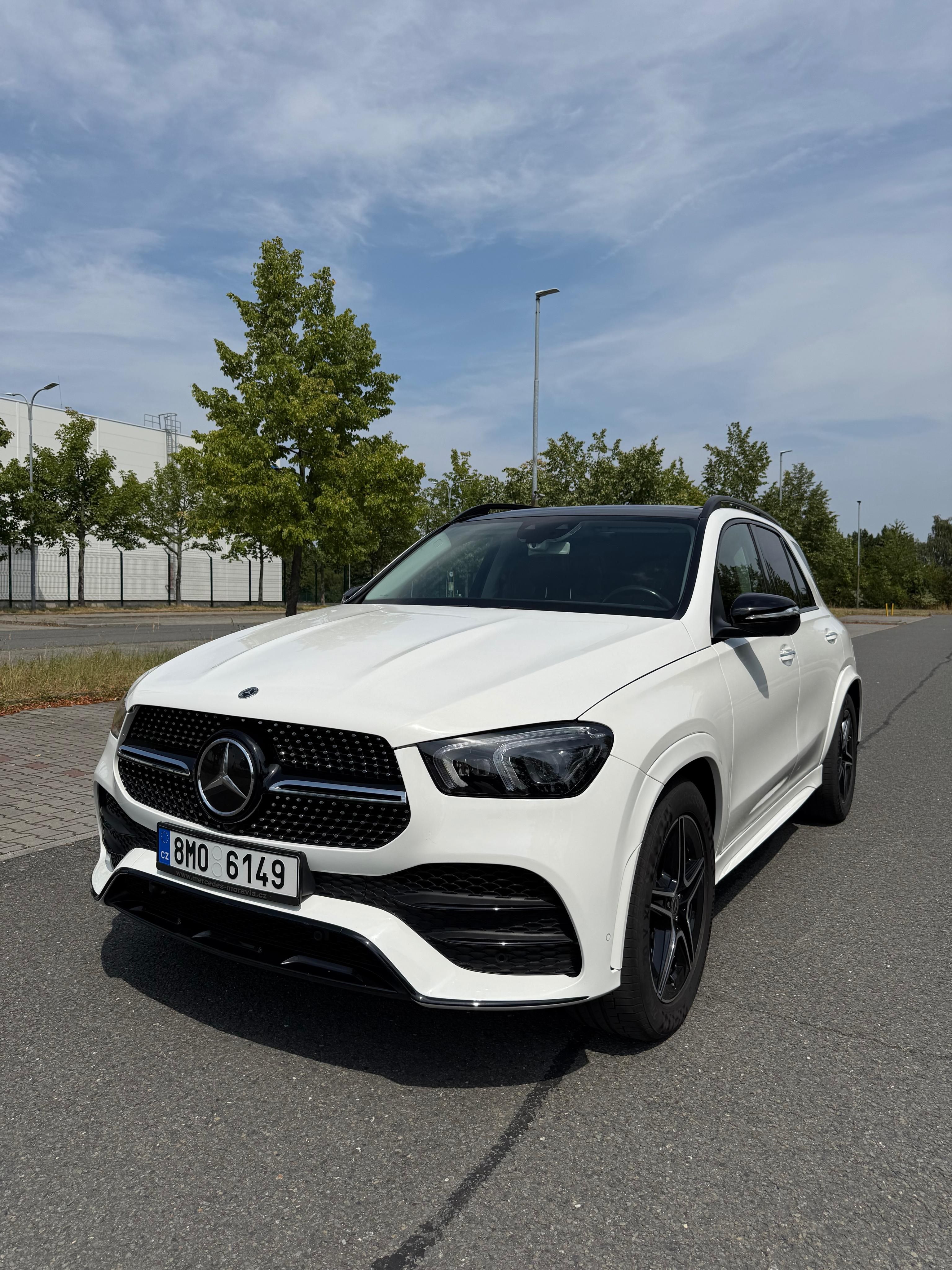 Mercedes-Benz GLE, Mercedes GLE 350d AMG paket