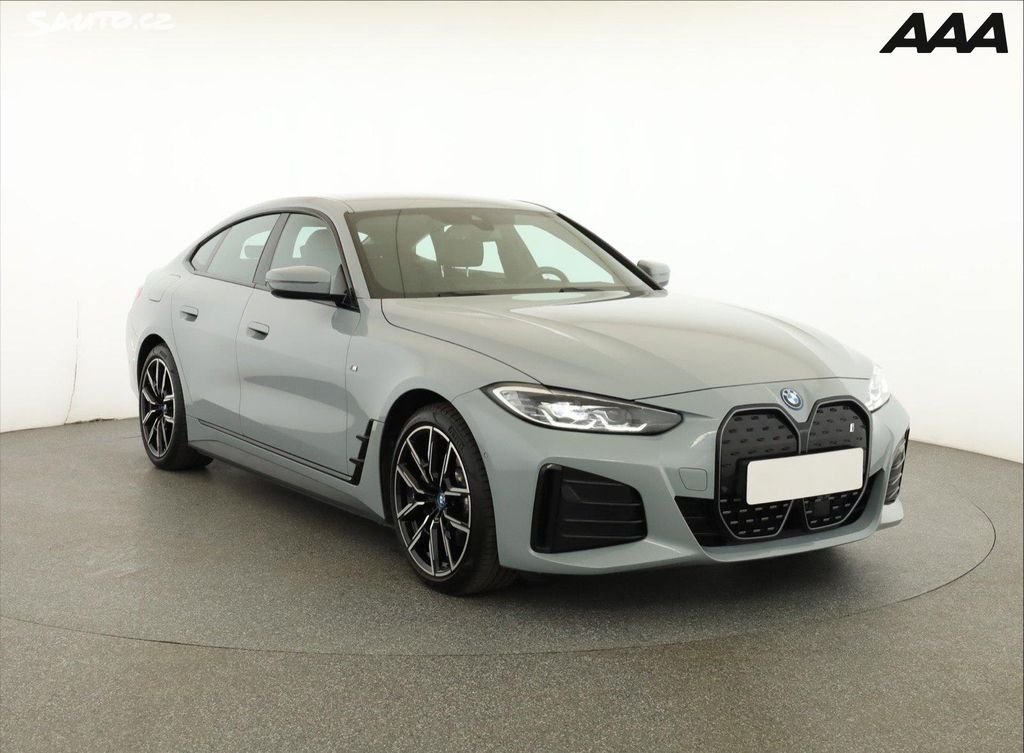 BMW i4, eDrive40, SoH 91%, Automat